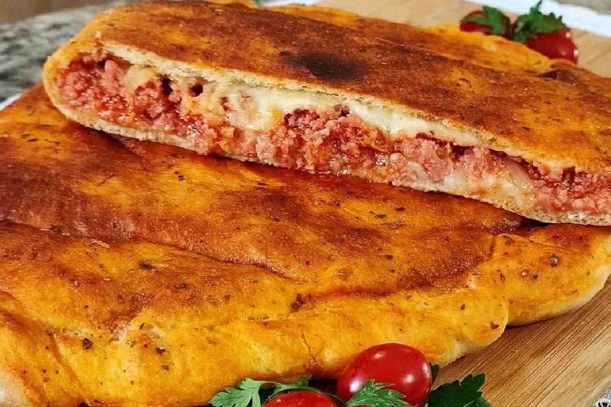 Calzone De Calabresa