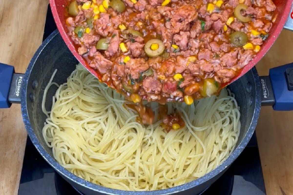 Macarrão À Toscana