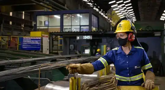 Gerdau Abre Processo Seletivo Para Fábrica De Arçariguama, Ribeirão Preto, Cotia, Minas Gerais E Paraná Para Trabalhar 6 Horas Por Dia