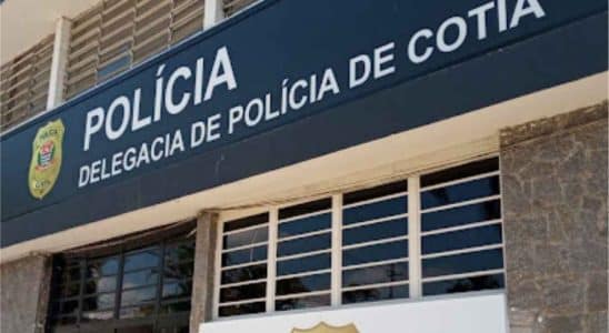 Homem É Encontrado Morto Dentro De Saco De Lixo Em Cotia. Polícia Investiga O Caso