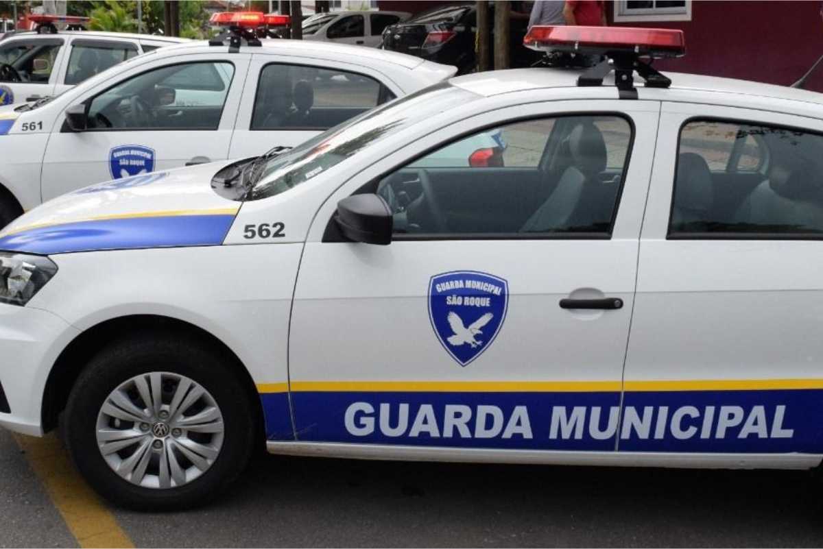 Após Um Mês, Gcm De São Roque Volta A Trabalhar Nas Ruas Com Porte De Armamento Renovado Pela Polícia Federal