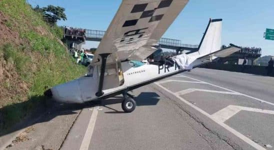 Avião Que Deveria Pousar Em Sorocaba Acaba Pousando Em Rodovia Em Modo Emergencial