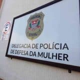 Homem É Preso Pela Polícia Militar Em São Carlos Ao Quebrar Braço Da Companheira