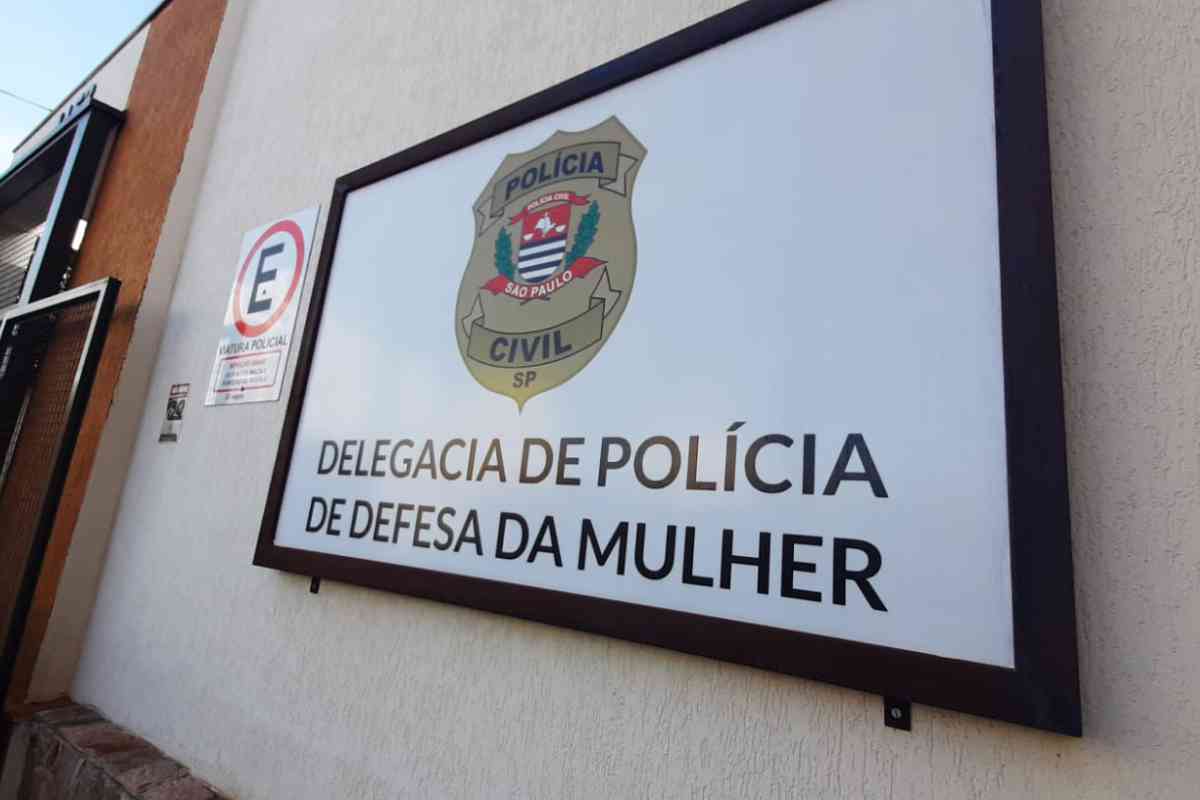 Homem É Preso Pela Polícia Militar Em São Carlos Ao Quebrar Braço Da Companheira