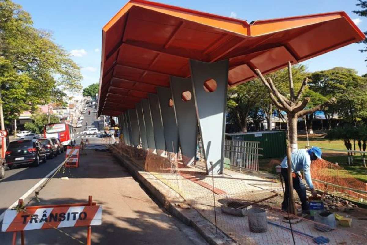 Pontos De Ônibus Em São Carlos Vão Ter Nova, Estrutura Com Iluminação De Led Solar Com Custo De R$ 3,7 Mi
