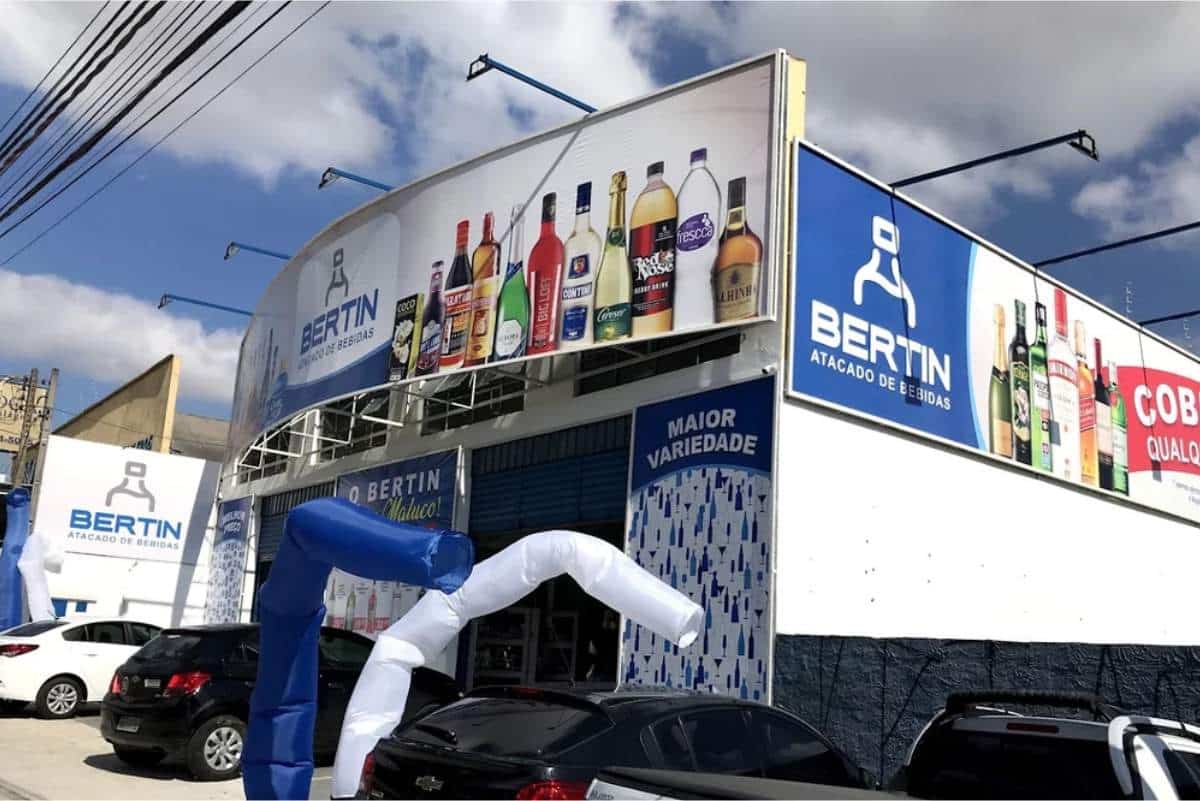 Receita Federal Apreende Estoque Da Bertin, Famosa Loja De Bebidas Em Sorocaba. Mercadorias Estão Avaliadas Em R$ 6 Mi