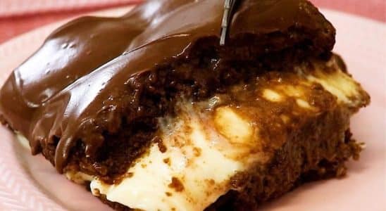 Bolo De Chocolate Recheado