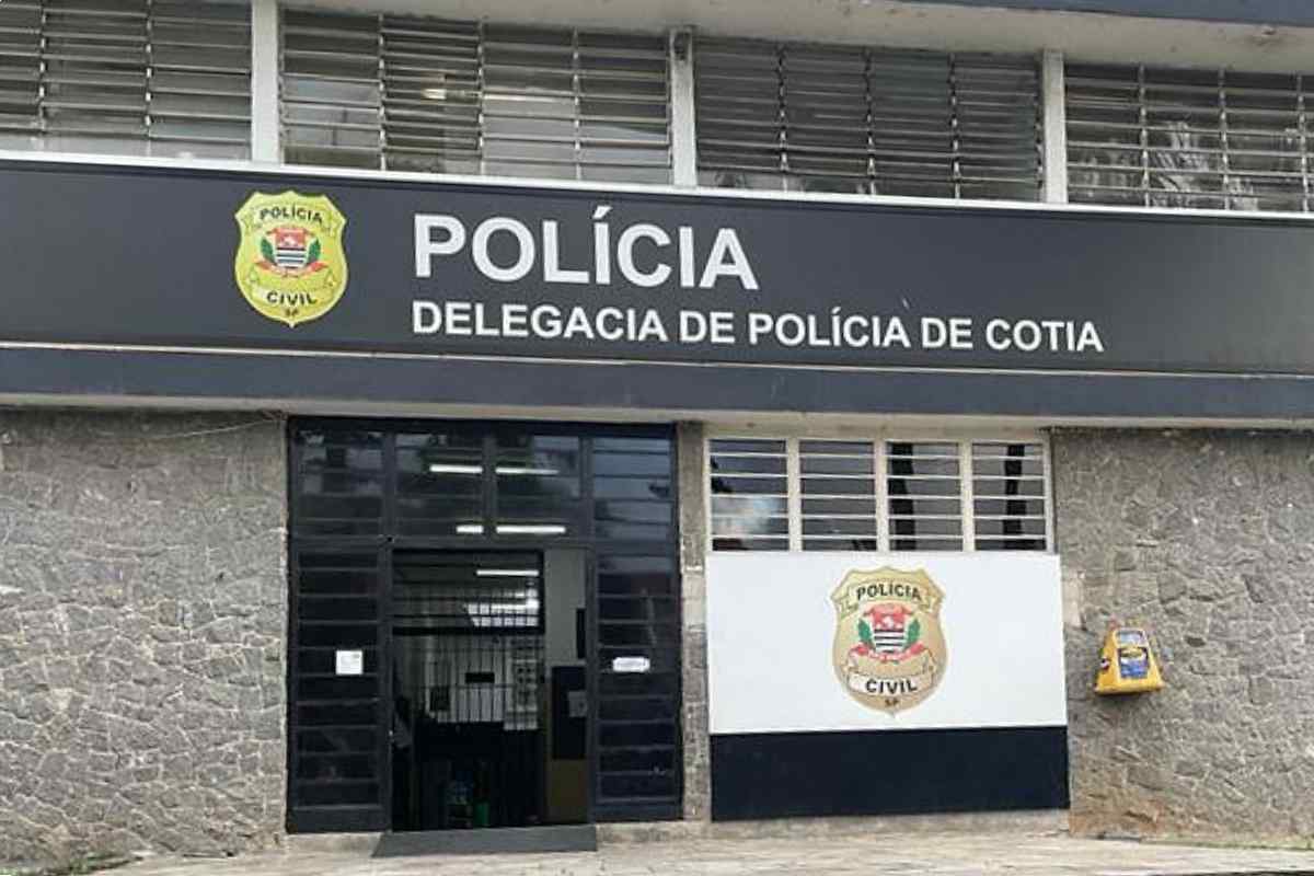 Polícia Civil Apura Caso De Corpo Carbonizado Encontrado Em Meio Área De Mata Em Cotia