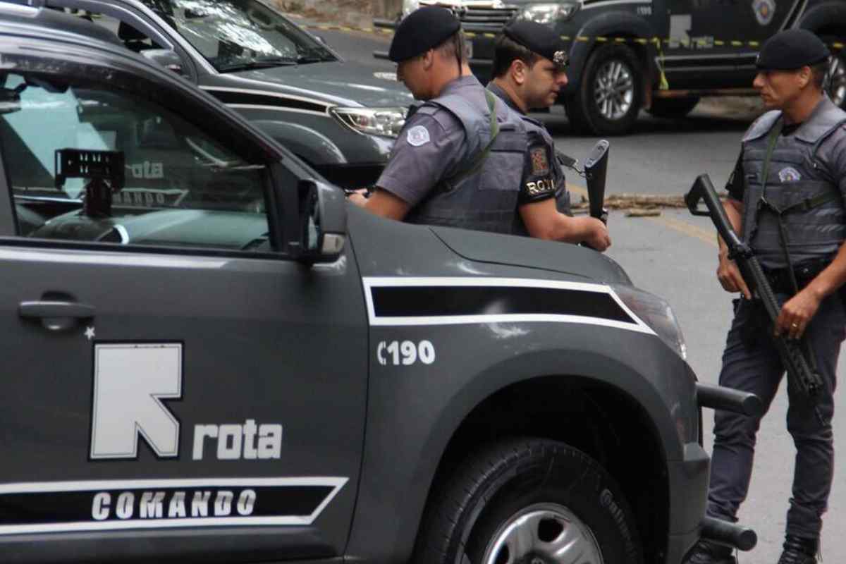 Rota Apreende 25 Quilos De Cocaína Em Chácara Na Estrada Olhos D'Água, No Bairro Dona Catarina, Em Mairinque