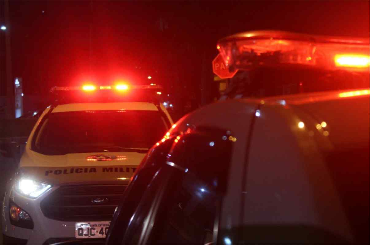 Homens São Mortos Em Troca De Tiros Com A Polícia Em Sorocaba Em Carro Com Explosivos