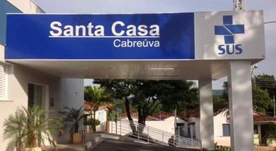 Jovem Vai Academia E Da A Luz Dentro De Vaso Sanitario Em Cabreuva