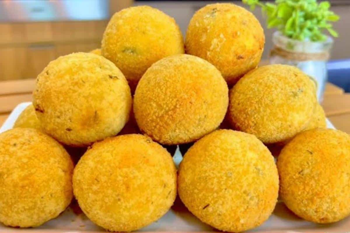 Bolinho Caipira De Mandioca 0807