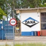 Fábrica Da Dana, Clarios, Liraflex E Cba Abrem Vagas Para Diversos Setores E Níveis De Escolaridade