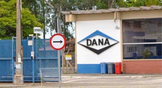 Fábrica Da Dana, Clarios, Liraflex E Cba Abrem Vagas Para Diversos Setores E Níveis De Escolaridade