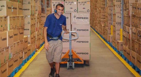 Pepsico Abre Vagas De Emprego Com Salários De R$ 10 Mil + Benefícios Para Áreas De Operações, Vendas, Marketing, Finanças E Outras