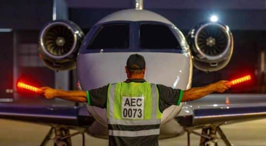 Aeroporto Catarina Em São Roque Abre Vagas Para Operador De Balizamento De Aviões Sem Experiência