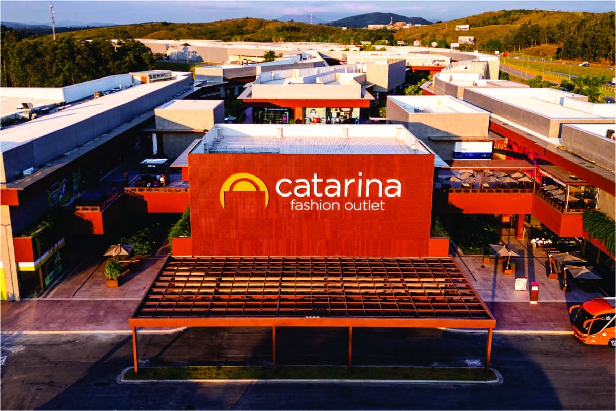 Catarina Fashion Outlet Completa 10 Anos, Gerando Empregos E Promovendo A Imagem De São Roque