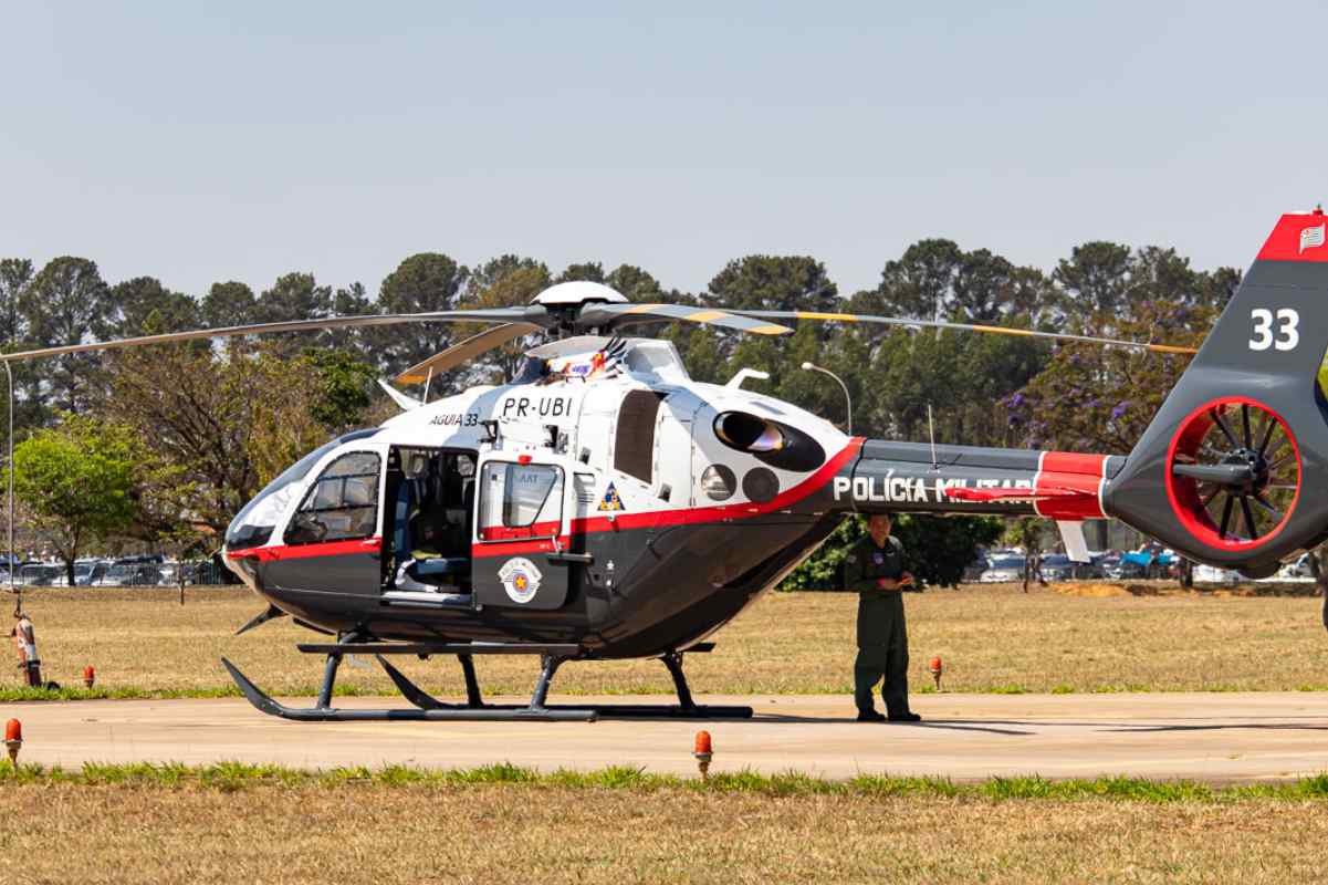 Helicóptero Águia 33, Airbus H135, Faz Voo De Sorocaba A São Paulo Levando Coração Para Menino De 14 Anos