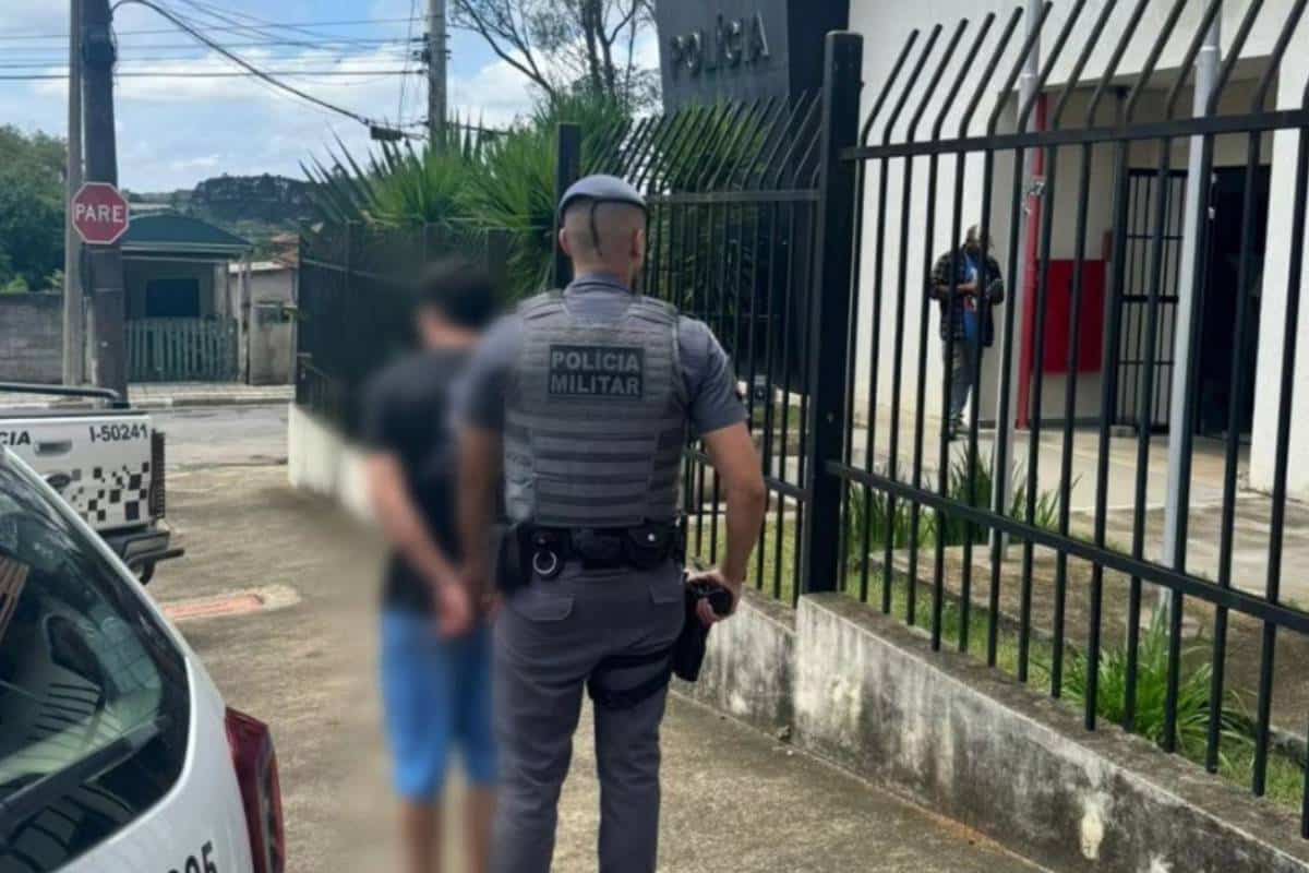 Homem Usa Armas Para Intimidar Namorado Da Ex Em Mairinque E Acaba Preso Pela Polícia Militar