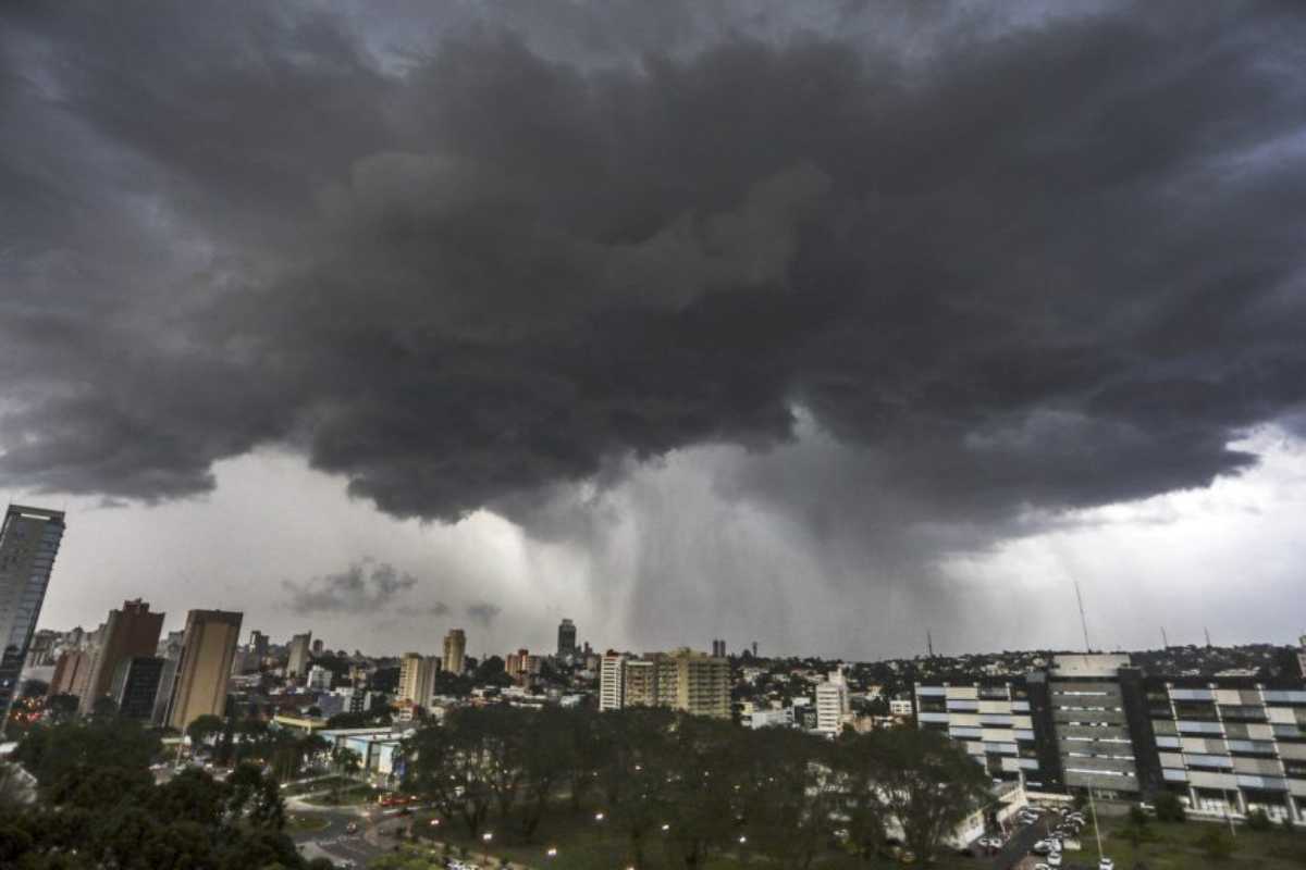 Moradores Do Estado De São Paulo Se Preparam Para Nova Tempestade Com Ventos De Até 100Km