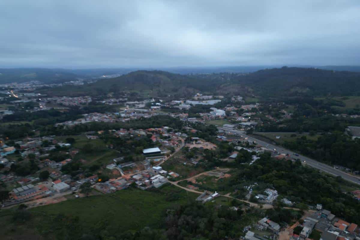 Sistema De Baixa Pressão Causa Queda Nas Temperaturas, Mas Mantém Alerta De Temporal