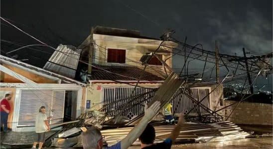 Tempestade De 30 Minutos Arranca Telhado De Supermercado Em São Roque