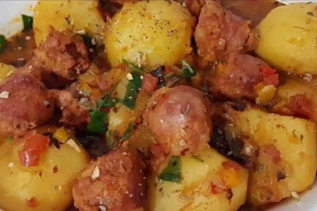 Ensopado De Linguiça Com Batata-1510