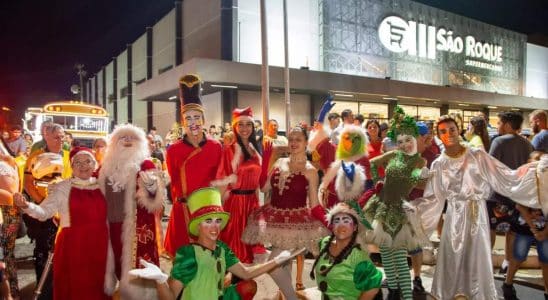 Caravana De Natal Do Supermercados São Roque Passa Por Mairinque Dia 29