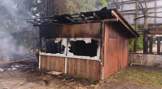 Casa De Homem-Bomba Que Atacou Praça Dos Três Poderes Em Brasília É Incendiada