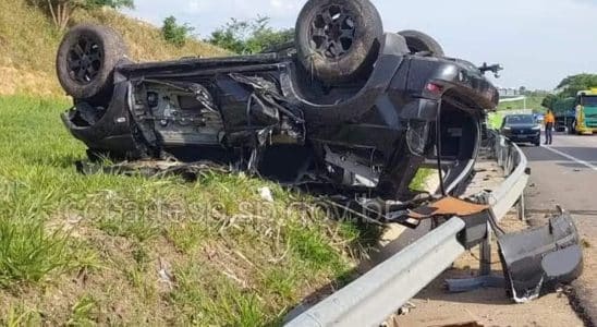 Motorista Morre Após Capotar Carro Na Sp-308 Em Salto