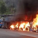 Passageiro Se Tranca Em Banheiro E Coloca Fogo Em Ônibus Com 40 Passageiros