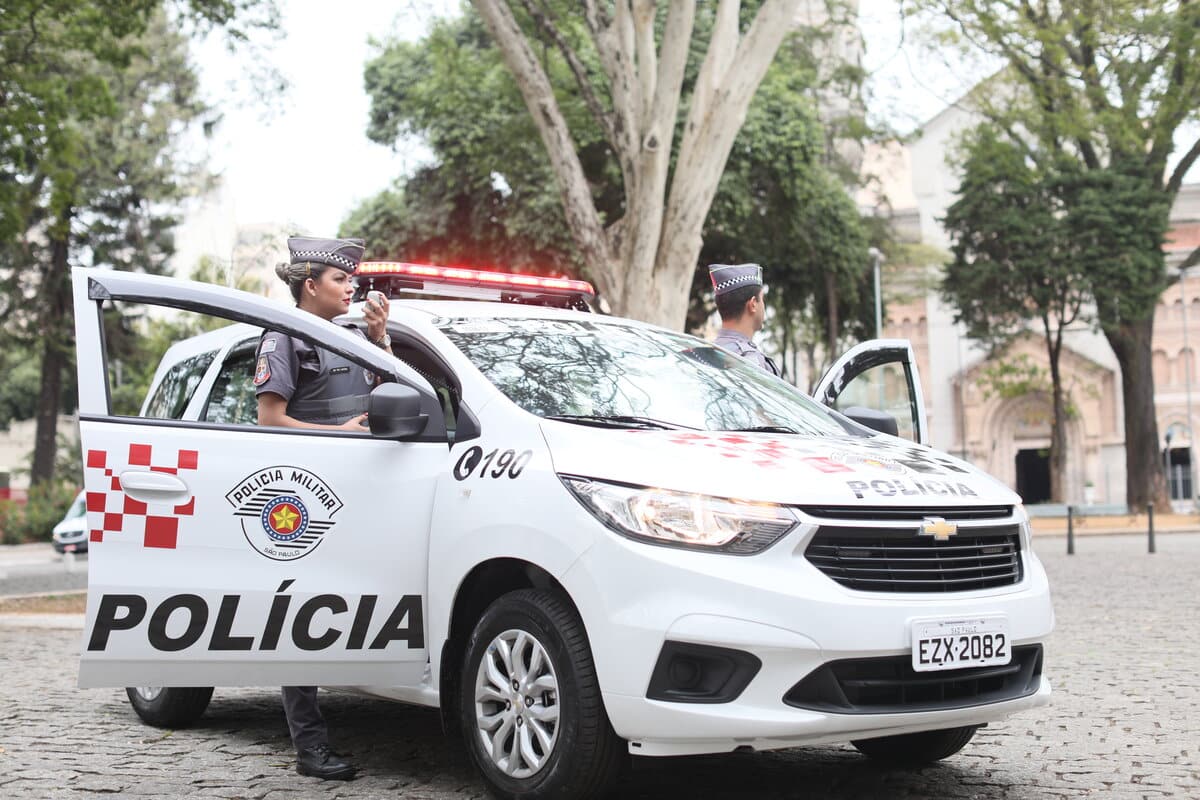 Policia Militar-Menores Idade