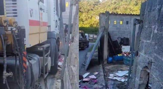 Caminhão de obra invade casa em Mailasque e causa susto e correria