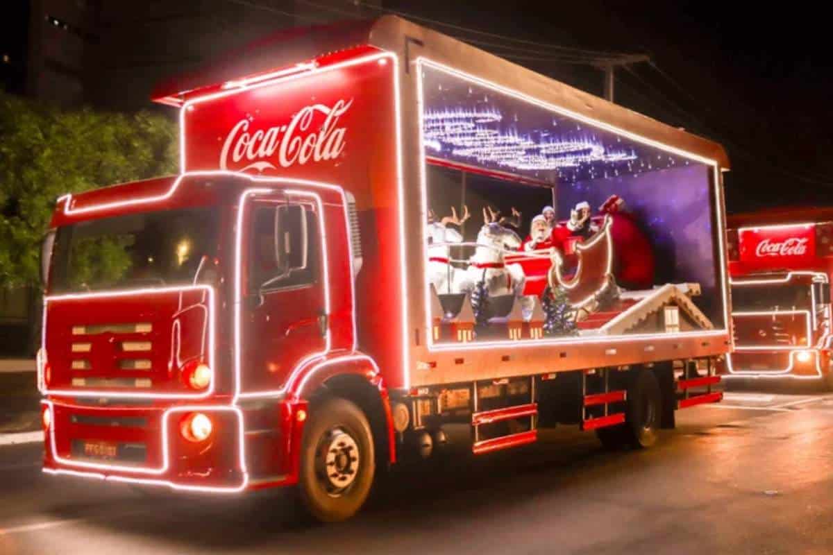 Caravana de natal Coca-cola passa hoje em São Roque. Veja o percurso!