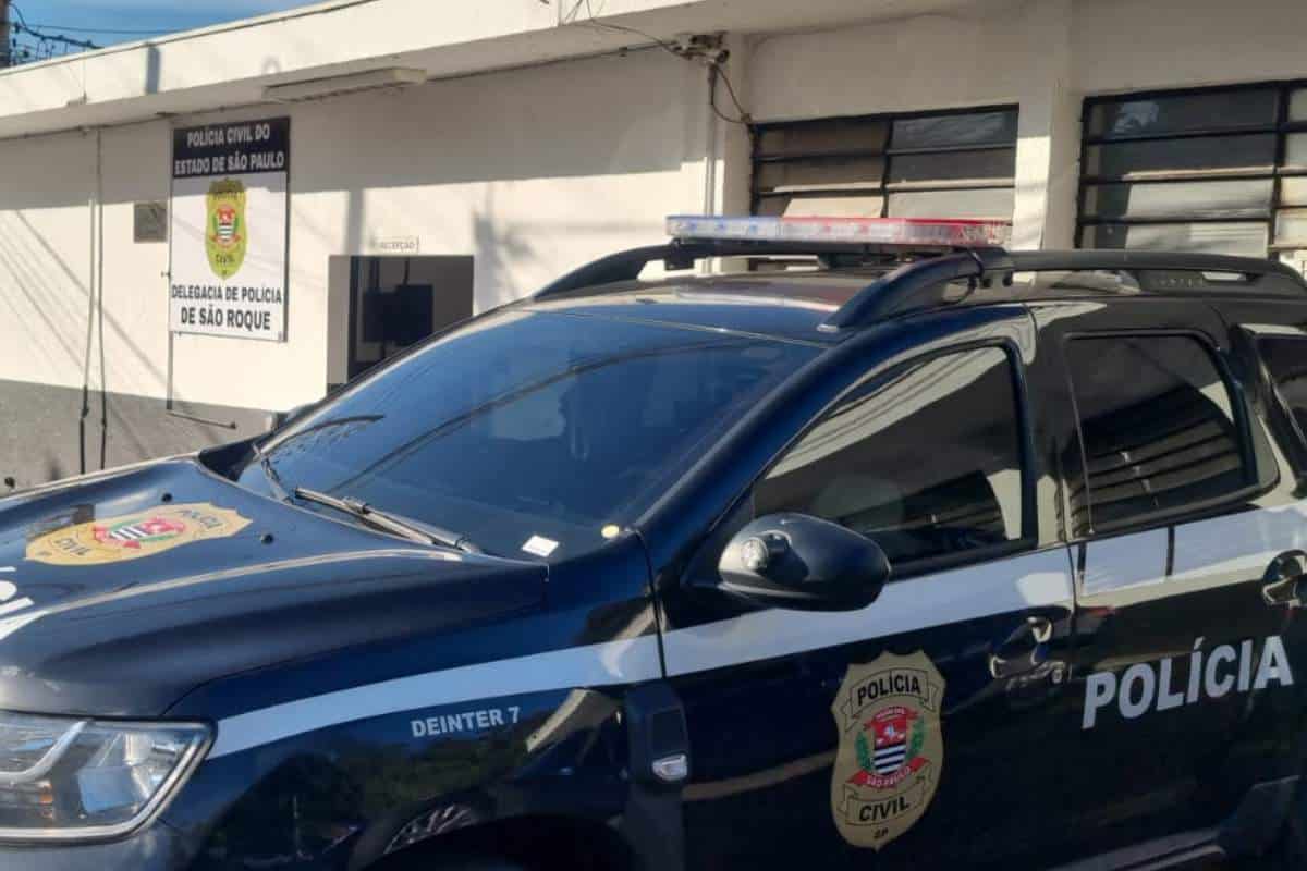 Homem é preso pela polícia após furtar mais R$ 3.889 em produtos de lojas no Outlet Catarina em São Roque