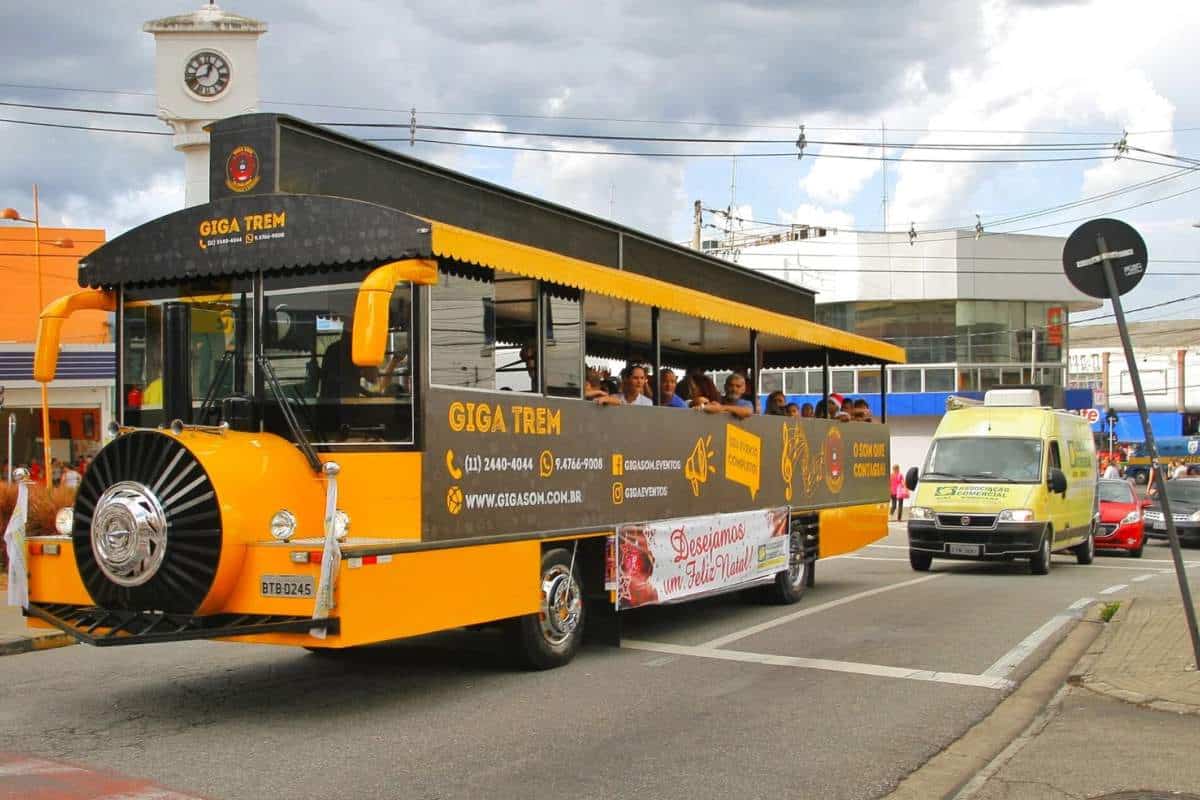 Tranzinho De Natal Oferece Passeios Gratuitos Para Crianças E Adultos Em Sorocaba. Veja Em Detalhes