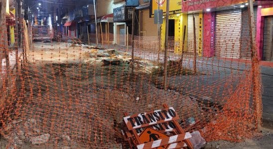 Obras De Reforma Do Calçadão De São Roque Estão Paradas E Geram Reclamações