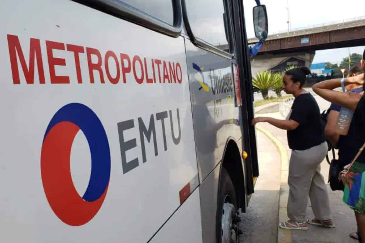 Passagem De Ônibus Da Emtu Entre São Roque E Sorocaba Passa Custar R$ 9,80