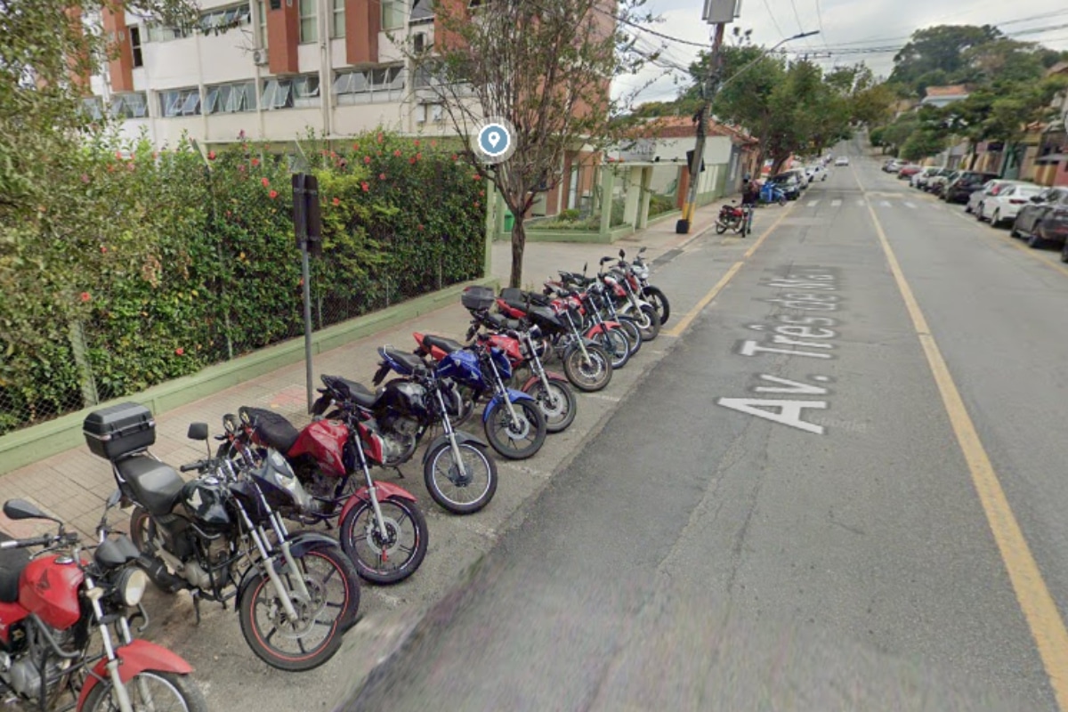 Trabalhador Tem Moto Furtada Em Estacionamento Em Frente A Fábrica Em São Roque. Vítima Estava Trabalhando